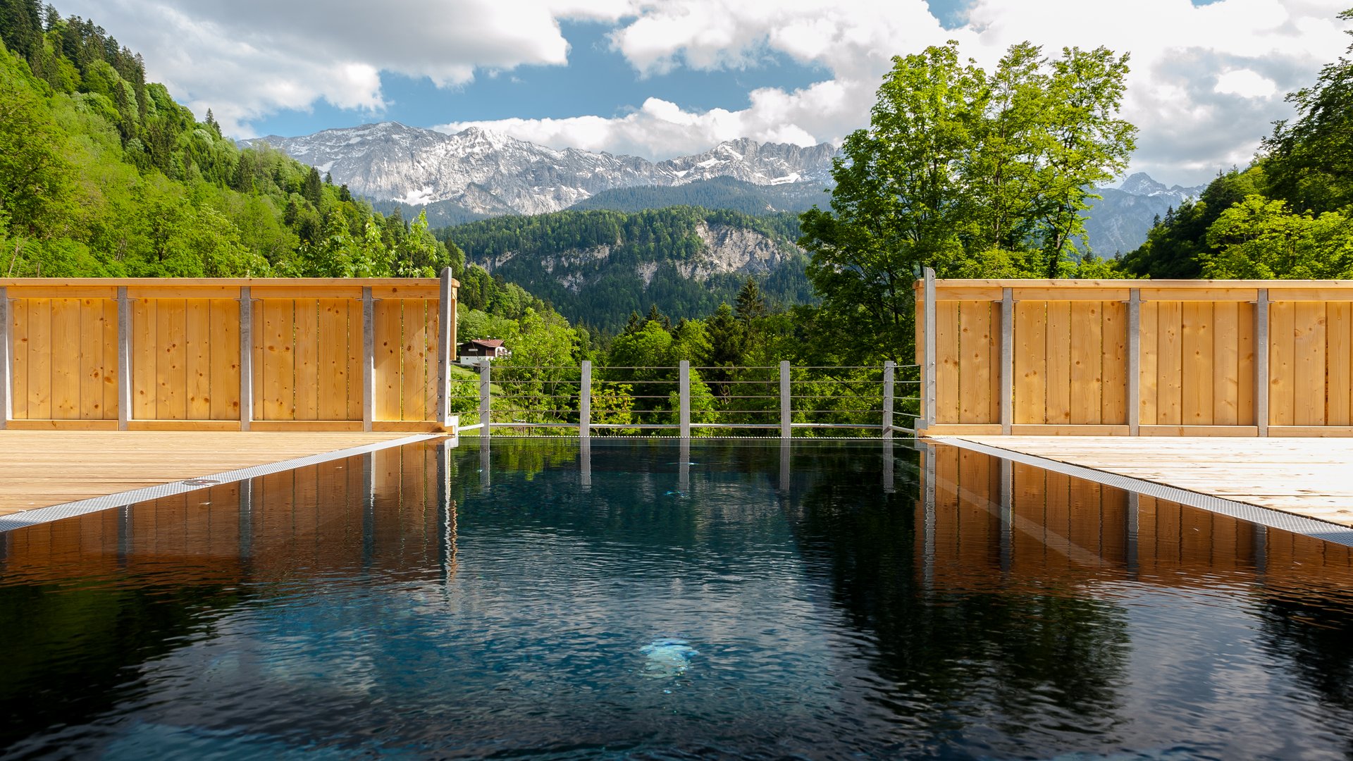Ihr Wellnesshotel in Garmisch-Partenkirchen Ihr Wellnesshotel in Garmisch-Partenkirchen