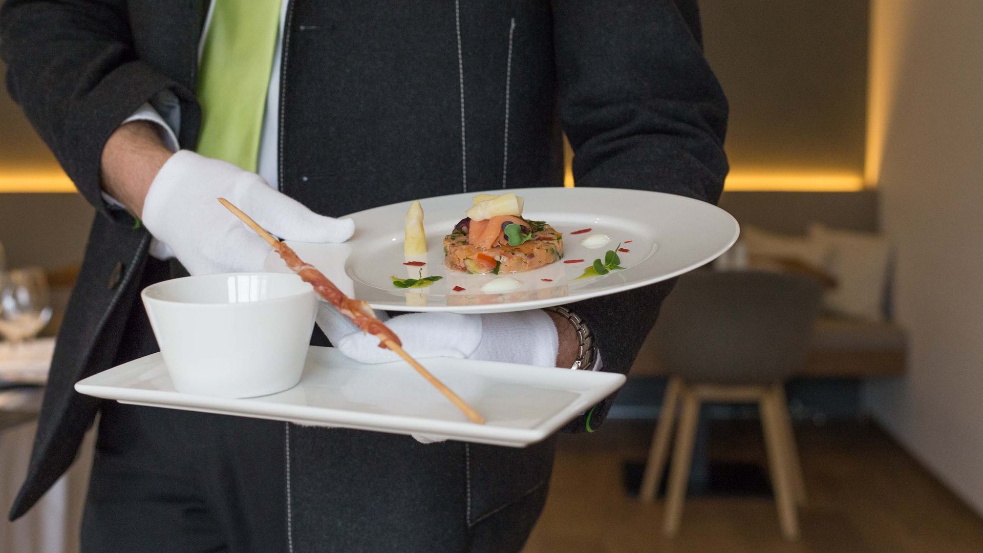 Your restaurant in Garmisch with panoramic views Your restaurant in Garmisch with panoramic views