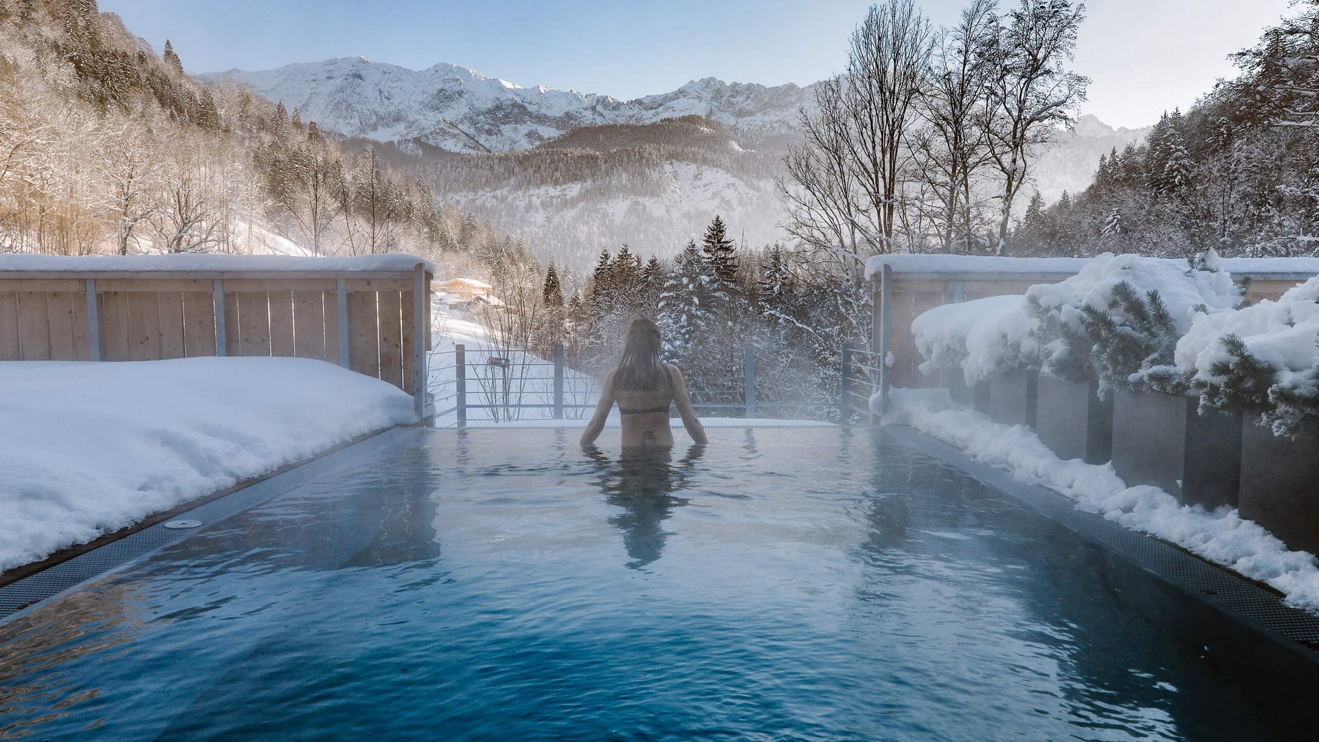 Ihr Luxushotel in Garmisch mit Poollandschaft Ihr Luxushotel in Garmisch mit Poollandschaft