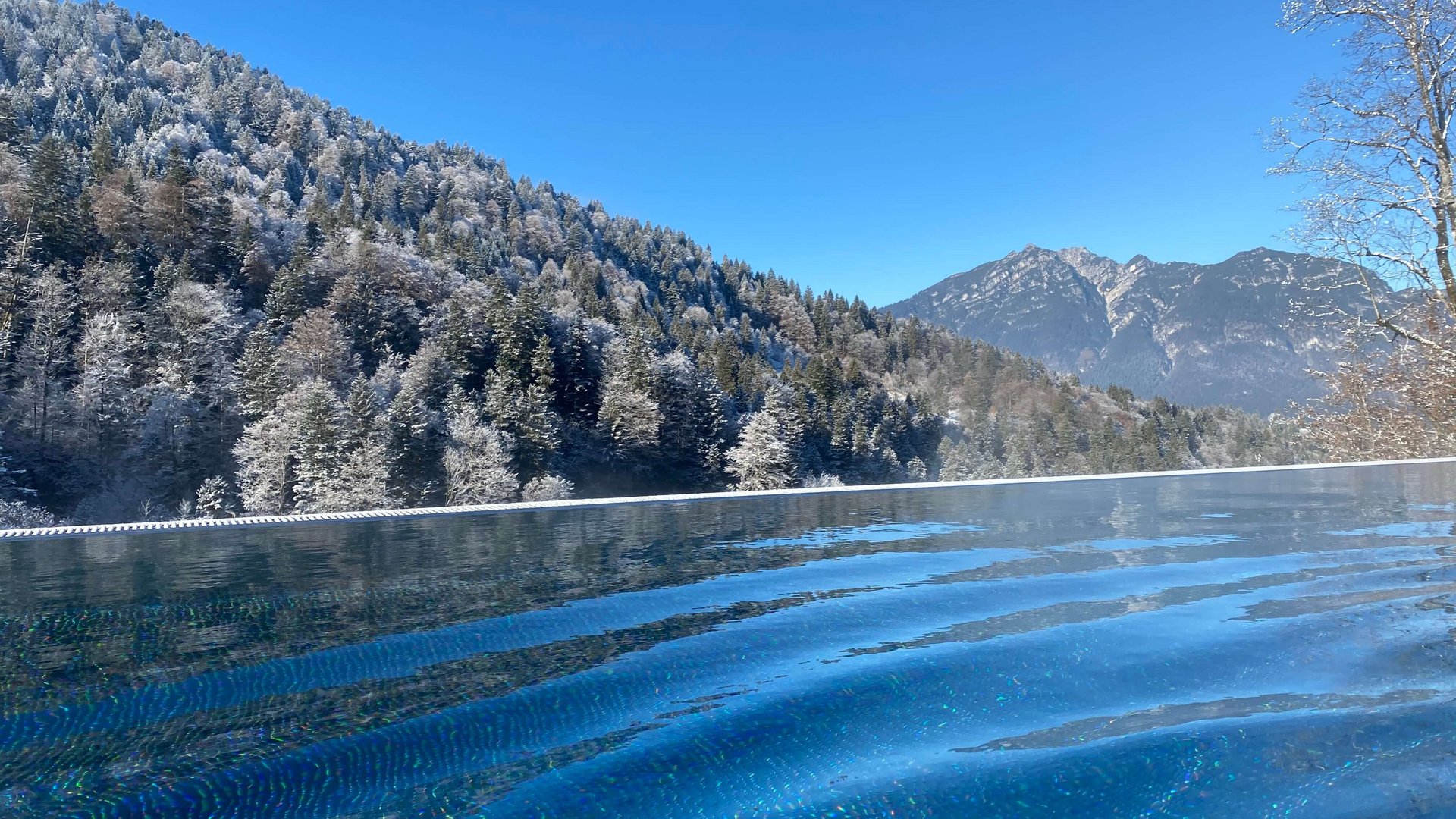 Ihr Luxushotel in Garmisch mit Poollandschaft Ihr Luxushotel in Garmisch mit Poollandschaft