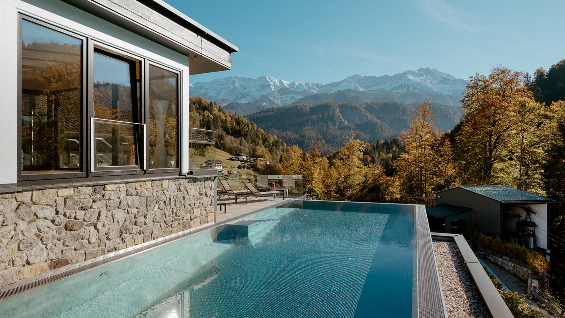 Your luxury hotel in Garmisch with pool area Your luxury hotel in Garmisch with pool area