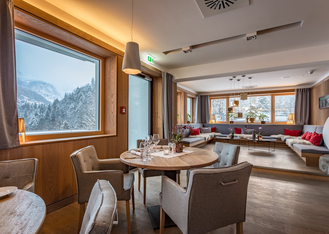 Ihr Restaurant in Garmisch mit Panoramablick Ihr Restaurant in Garmisch mit Panoramablick