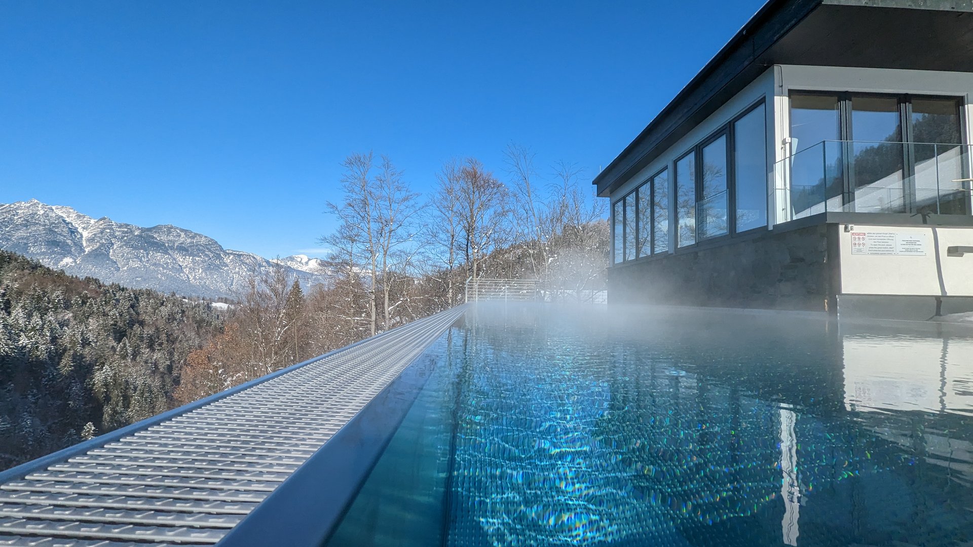 Ihr Luxushotel in Garmisch mit Poollandschaft Ihr Luxushotel in Garmisch mit Poollandschaft